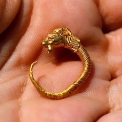 Discovery of an over 2000 year old earring in the City of David in Jerusalem
